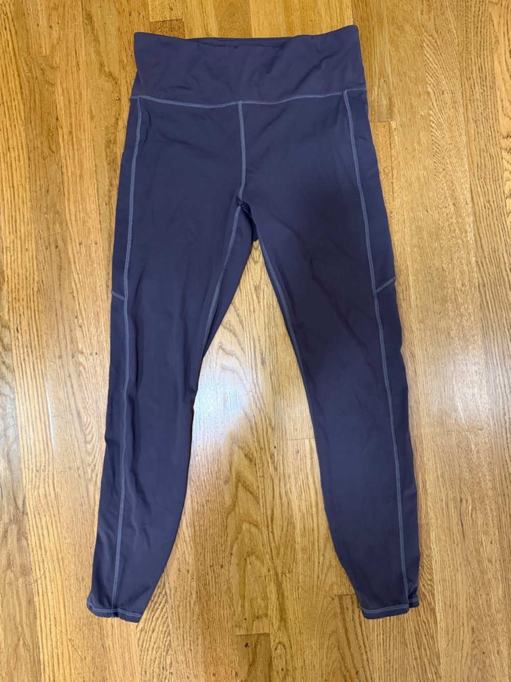Vuori High-Waist Purple Workout Leggings